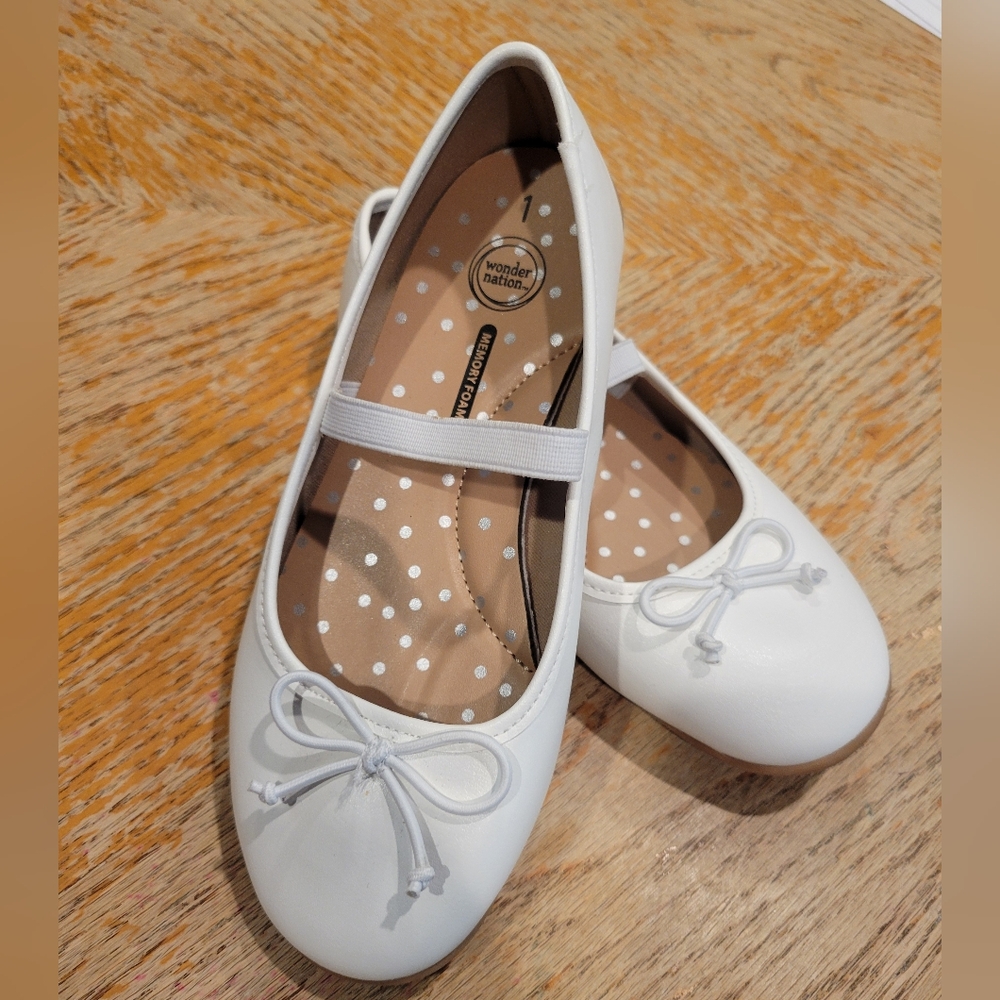 Wonder Nation Kids Off White Dress Shoes with Bow Nwot Size 1